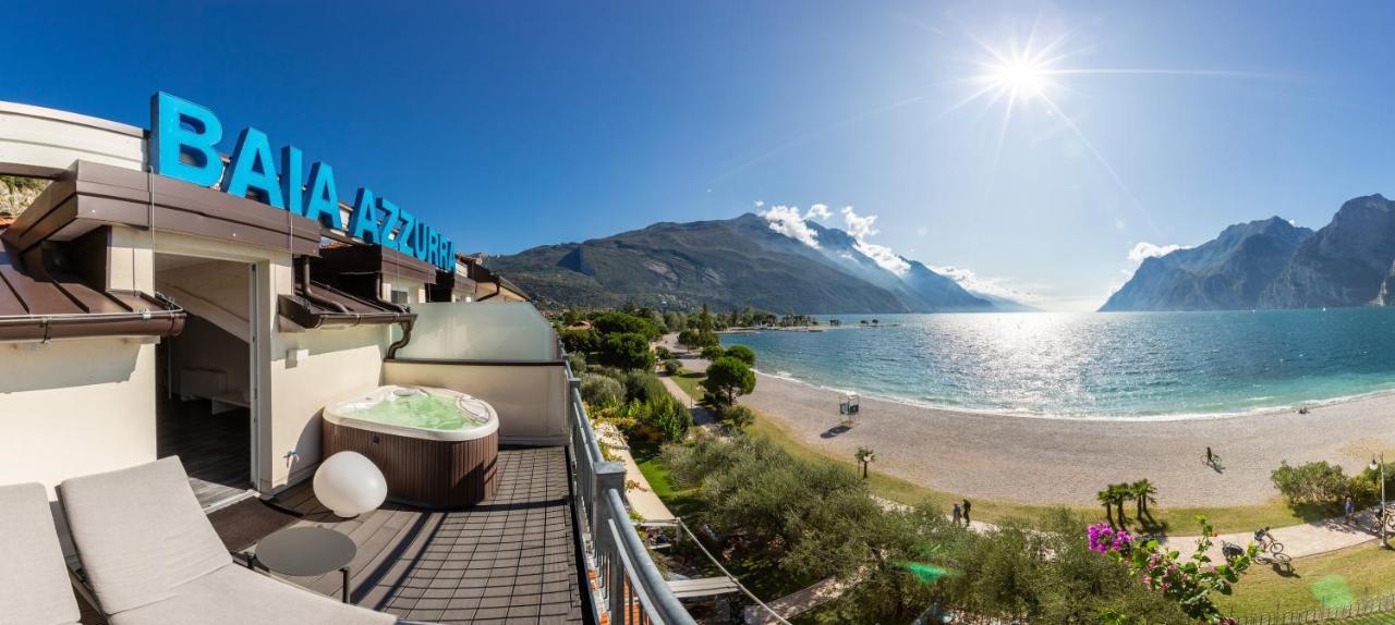 Hotel Baia Azzurra - Lake Front Торболе Экстерьер фото